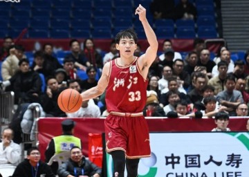 金沙娱乐城官方入口-郭艾伦伤停12场！浙江双杀广州换帅后10战8胜 徐昕狂送6帽